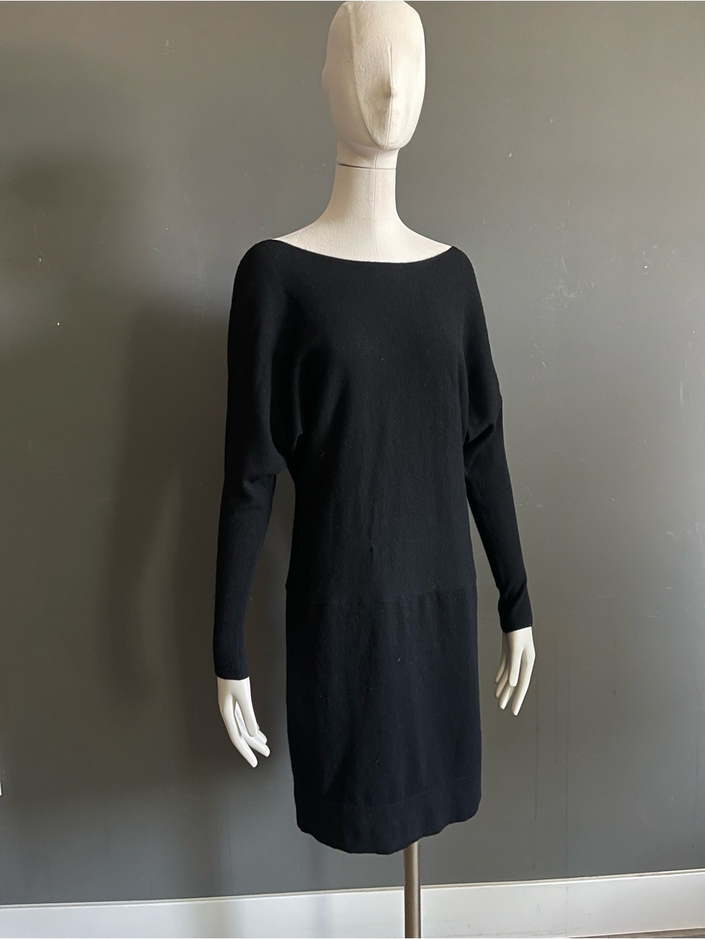 Vince Black Boatneck Knit Sweater Dress Size S Quiet Luxury Minimalist Long Midi